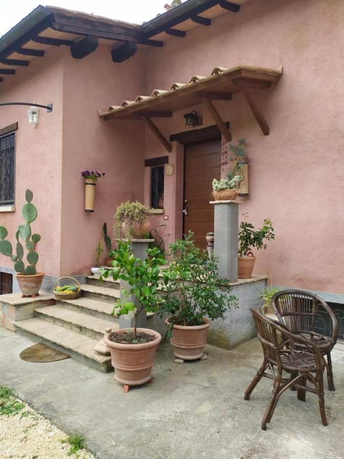 Апартаменты Casa Nupa Torri in Sabina Экстерьер фото